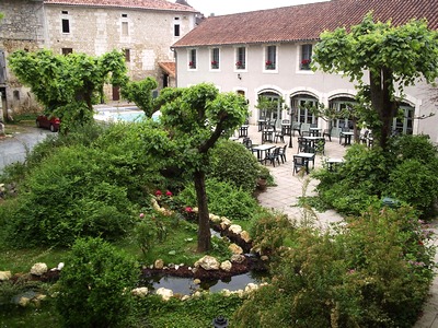 Reservation d'hotel à Brantôme