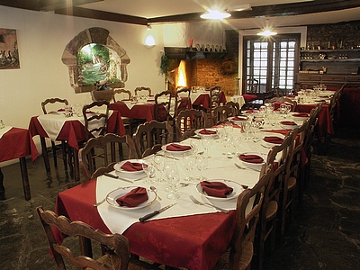 Reservation d'hotel à Gurmençon