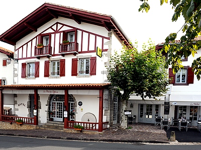 Reservation d'hotel à Aïnhoa