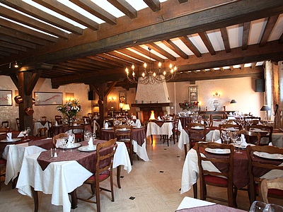 Reservation d'hotel à Bèze