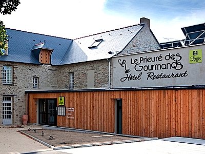 Reservation d'hotel à Bonnoeuvre