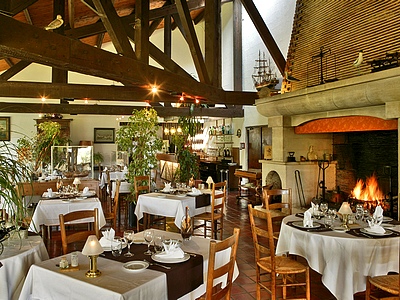 Reservation d'hotel à Rochefort