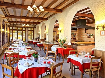 Reservation d'hotel à Cerizay