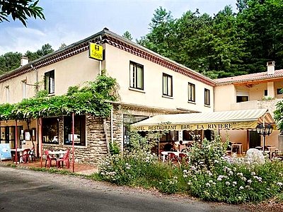 Reservation d'hotel à Saint-Michel-de-Dèze