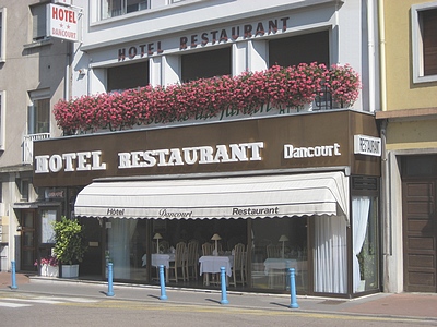 Reservation d'hotel à Charmes