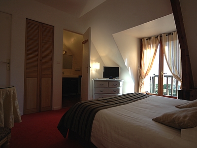 Reservation d'hotel à Saumur