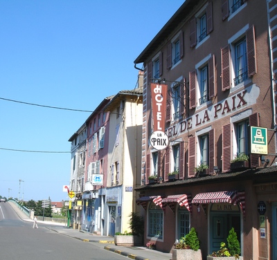 Reservation d'hotel à Tournus