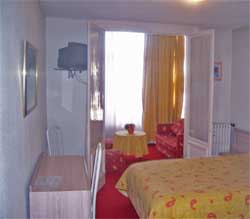 Reservation d'hotel à Tournus