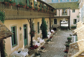 Reservation d'hotel à Avallon