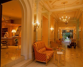 Reservation d'hotel à Lourdes
