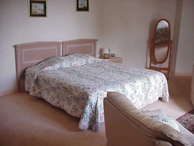 Reservation d'hotel à La Chapelle-Saint-Mesmin