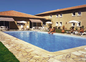 Reservation d'hotel à Trèbes