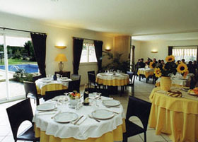 Reservation d'hotel à Trèbes