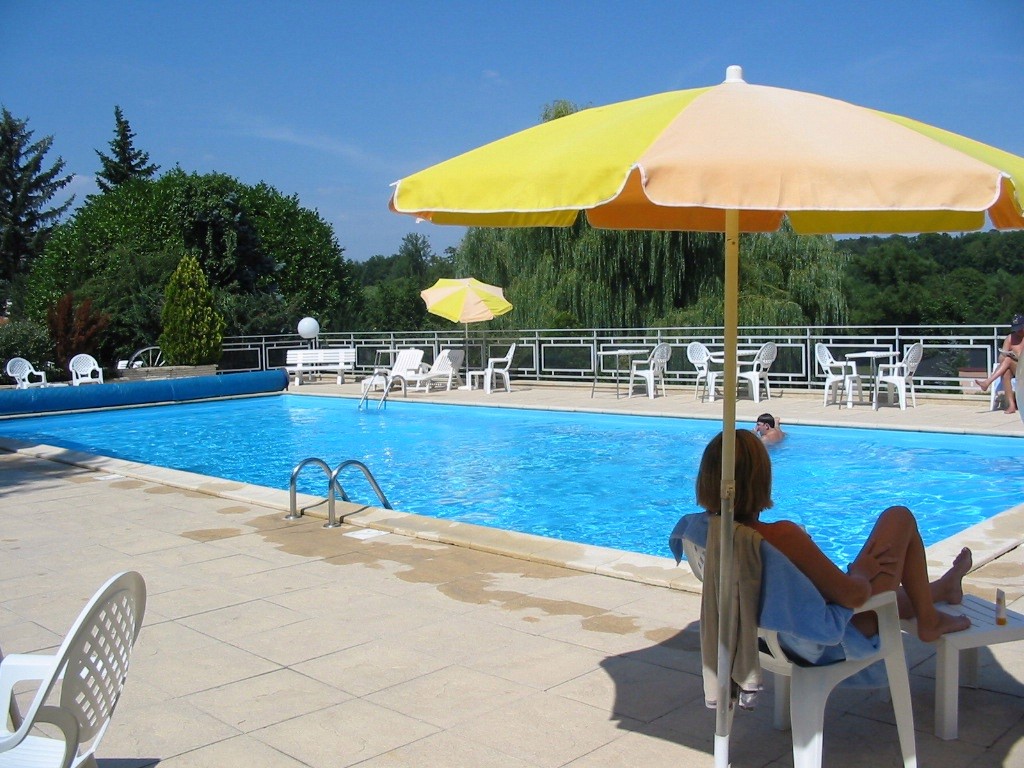 Reservation d'hotel à Méréville