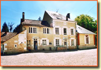 Reservation d'hotel à Druyes-Les-Belles-Fontaines