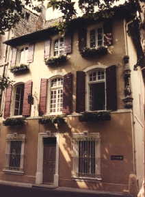 Reservation d'hotel à Arles