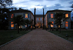 Reservation d'hotel à Laplume