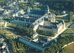 Reservation d'hotel à Fontevraud L Abbaye
