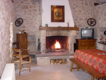 Reservation d'hotel à Veyreau