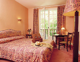 Reservation d'hotel à Saint-Viance