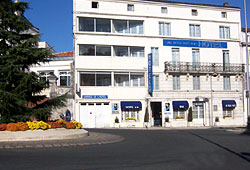 Reservation d'hotel à Saintes