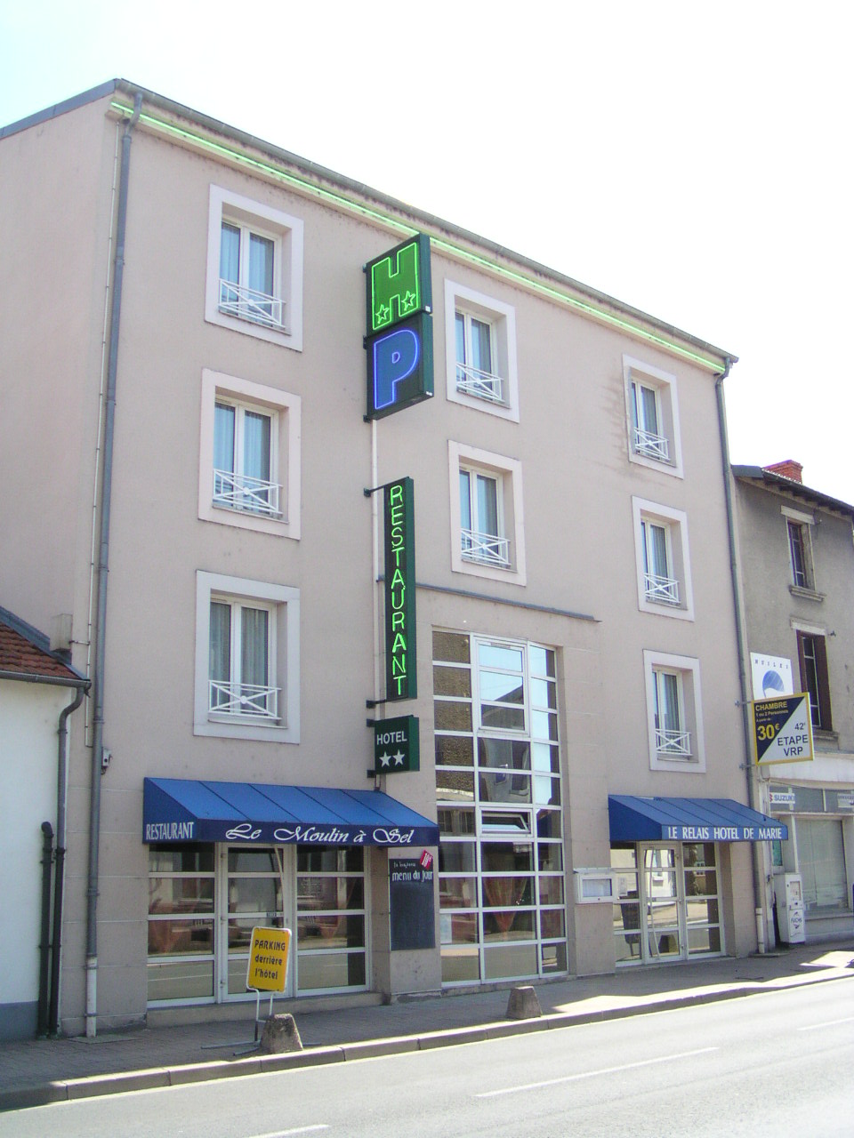 Reservation d'hotel à Puy-Guillaume