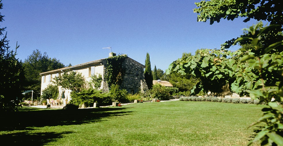 Reservation d'hotel à Saint-Cannat