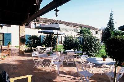 Reservation d'hotel à Caissargues