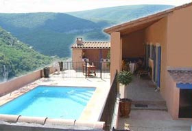 Reservation d'hotel à Salavas