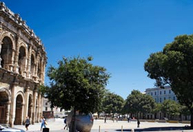 Reservation d'hotel à Nîmes