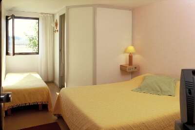 Reservation d'hotel à Caissargues