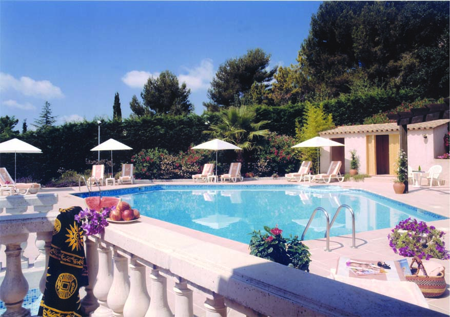 Reservation d'hotel à Valbonne