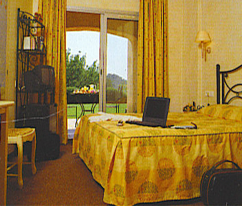 Reservation d'hotel à Valbonne