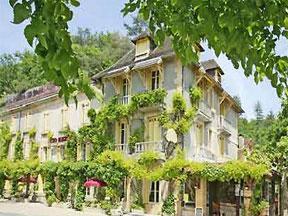Reservation d'hotel à Sireuil