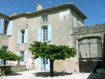 Reservation d'hotel à Sernhac