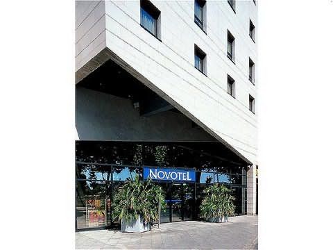 Reservation d'hotel à Nîmes