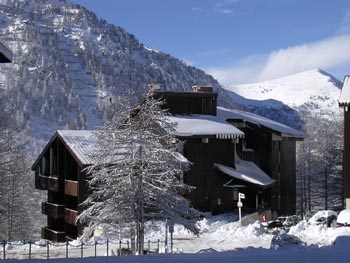 Reservation d'hotel à Isola2000