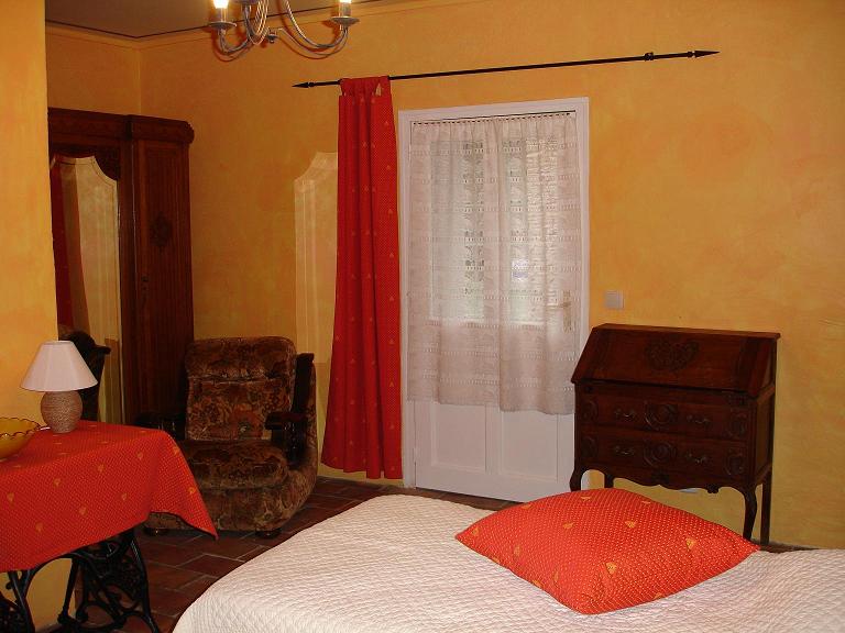 Reservation d'hotel à La Roque-sur-Pernes