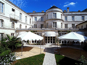 Reservation d'hotel à Angoulême