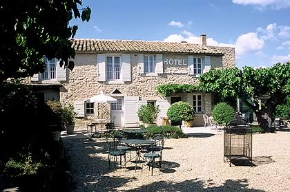 Reservation d'hotel à Gordes