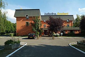 Reservation d'hotel à Montigny-le-Bretonneux