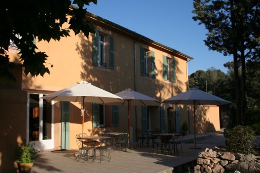 Reservation d'hotel à Poulx