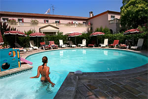 Reservation d'hotel à Nîmes