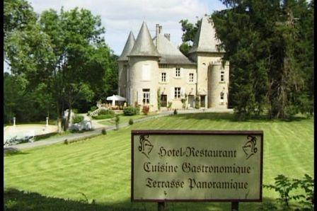 Reservation d'hotel à Neuvic