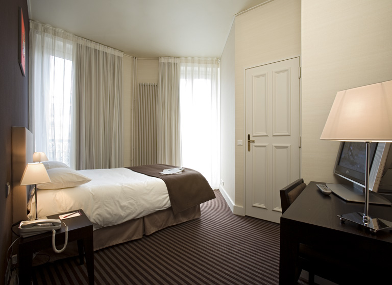 Reservation d'hotel à Paris