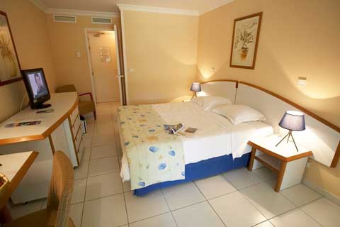 Reservation d'hotel à Grimaud