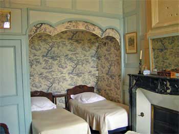 Reservation d'hotel à Ternay