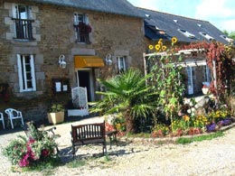 Reservation d'hotel à Dinan