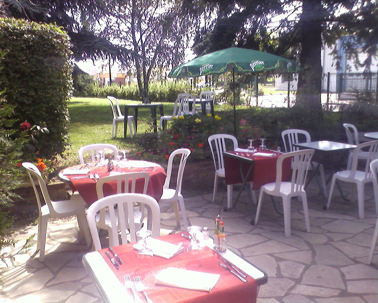 Reservation d'hotel à Le Coudray-Montceaux