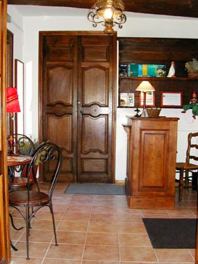 Reservation d'hotel à Estoublon
